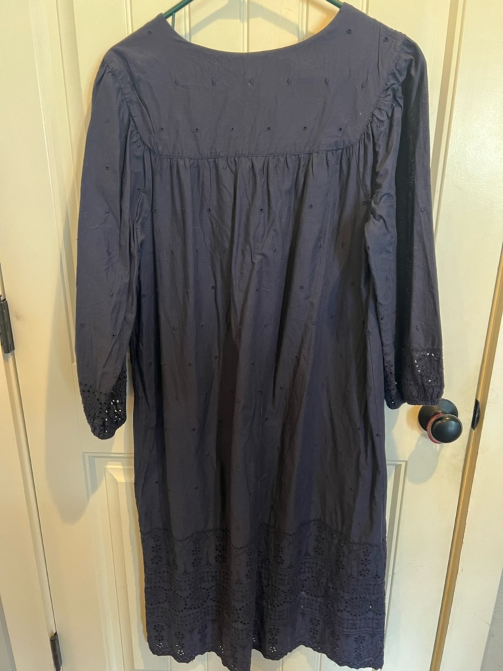 Gap Navy Eyelet Cotton V-Neck Dress L NWOT - Picture 4 of 5
